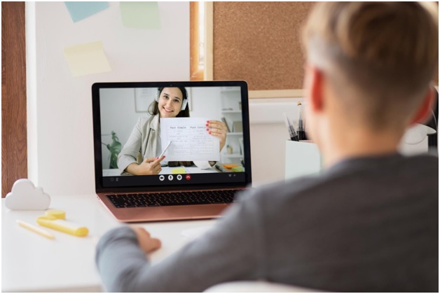 Is Online Tutoring Right for Your Child? 10 Key Factors to Consider